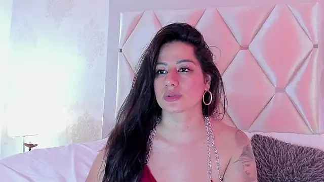 แชท XXX สดของ SeleneCarter