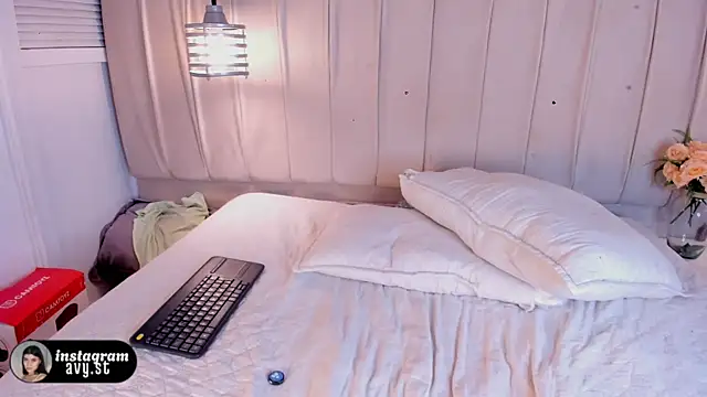 avy_st – Naživo XXX chat