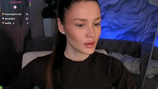 Aria_Mila live XXX chat