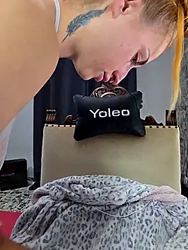 kylie_blck Live XXX-Chat