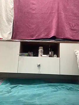 abyusif101099 Adlı Modelin Canlı XXX Sohbeti