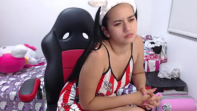 kayla_k18: απευθείας συνομιλία ΧΧΧ