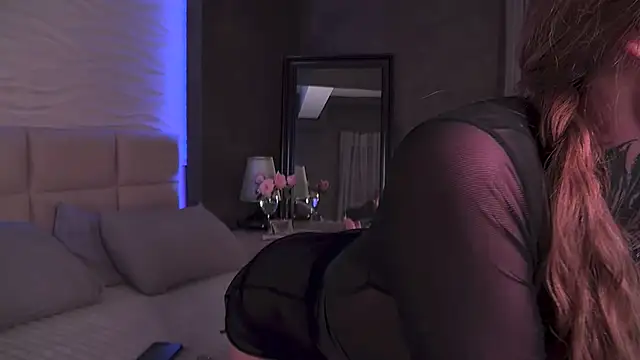 Chat +18 de AriWild ao vivo