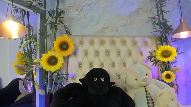 Chatroom XXX en direct de LittleeJaz