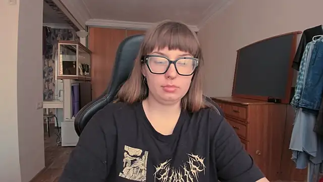 Chatroom XXX en direct de just_fucked777