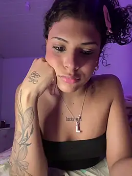 luludoll_ webkamerás műsora