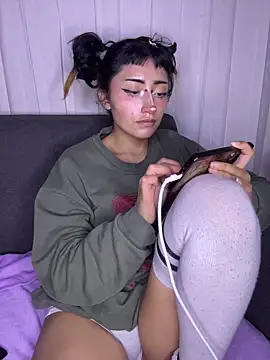 baby_akuma's Live XXX Chat