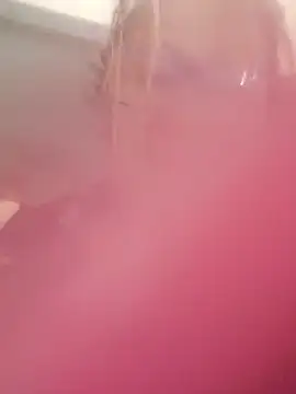 Lovely_Chiara Obrolan Langsung XXX