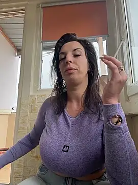 Almmaxxxx Chat XXX in diretta