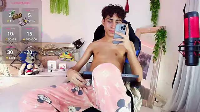 huge_armound Obrolan Langsung XXX