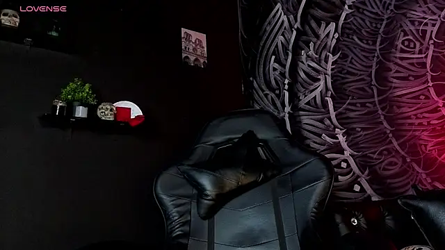 dahlia_darkwoodn Live XXX chat