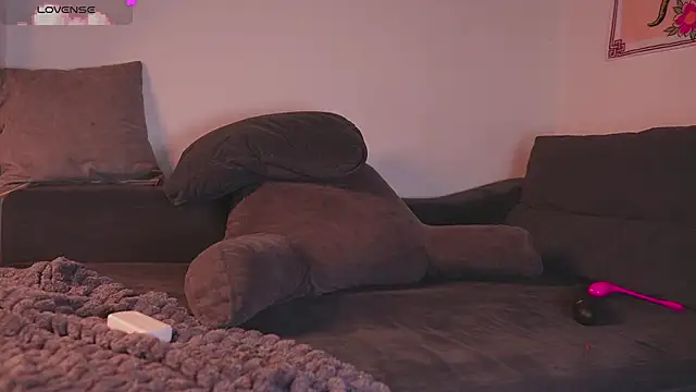 _nanaleon_n Live XXX chat