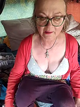 Chat XXX ao vivo de Hot-Muci