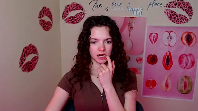 Chat +18 de _SusieSu_ ao vivo