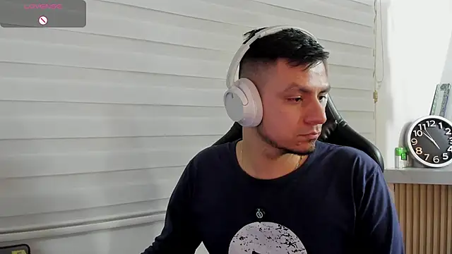 Rick_Adams 现场XXX聊天