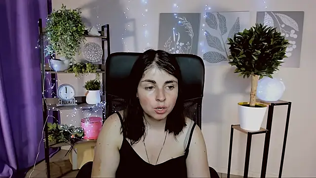 MartaEdams' Live XXX Chat