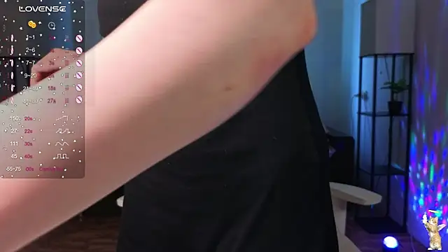 gingercute17 Adlı Modelin Canlı XXX Sohbeti