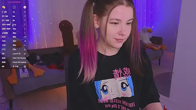 Mira_Falls Adlı Modelin Canlı XXX Sohbeti