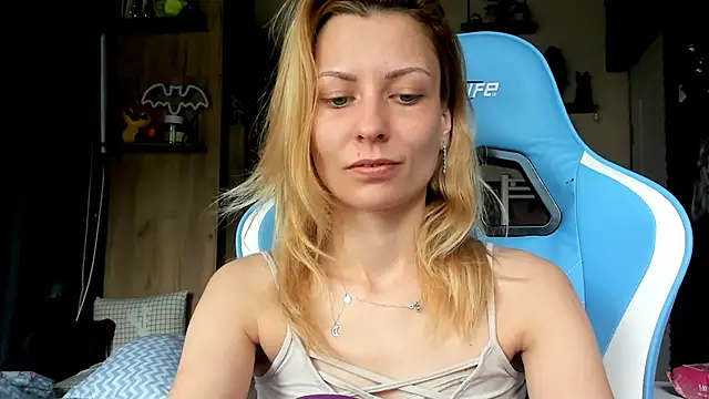 karo123421 Chat XXX live