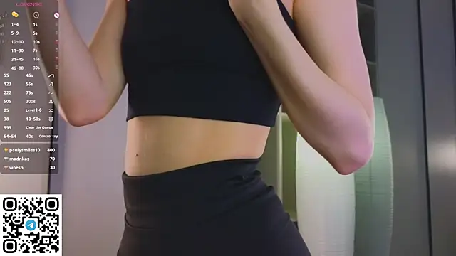 Quinavelle Adlı Modelin Canlı XXX Sohbeti