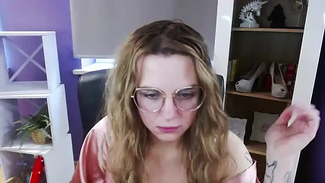 Zoey_EroticのライブXXXチャット