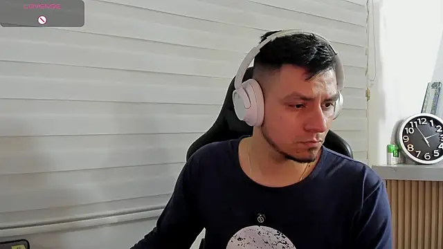 Rick_Adams 现场XXX聊天