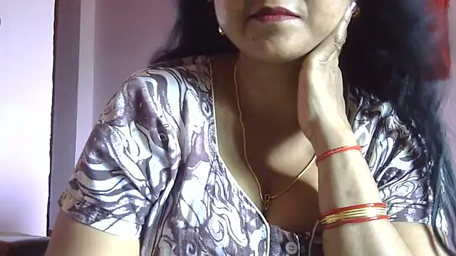 Pooja-suman Chat XXX live