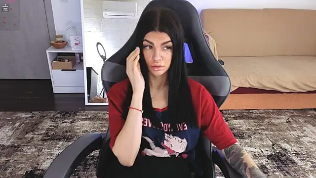 AnacondaOnn Adlı Modelin Web Kamerası Şovu