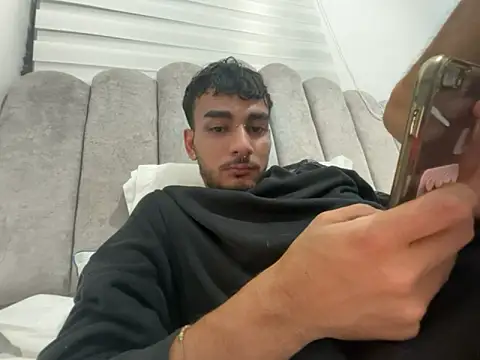 Velvet_man Live XXX-chat