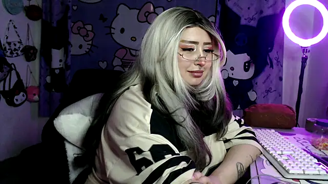 Онлайн чат XXX lussyevans24