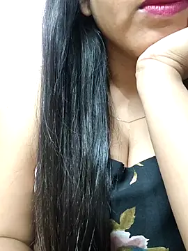 Sharvari-WaghのライブXXXチャット