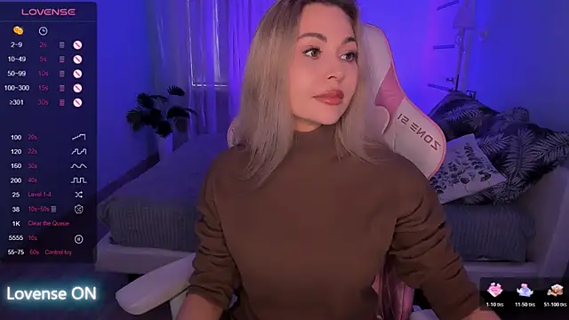 Chat XXX en directo de AdeleRoberts