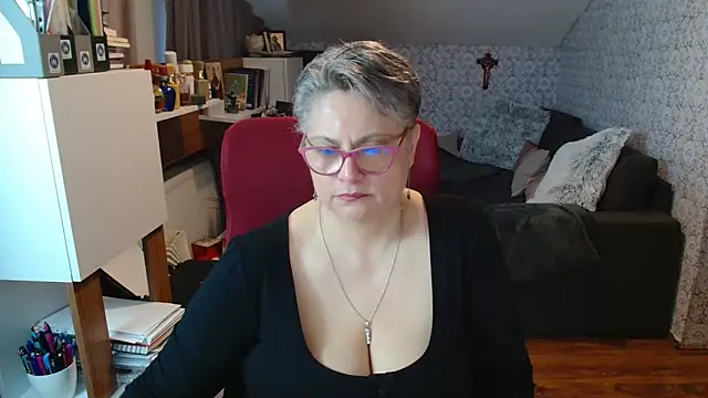 bigtits4you's Live XXX Chat