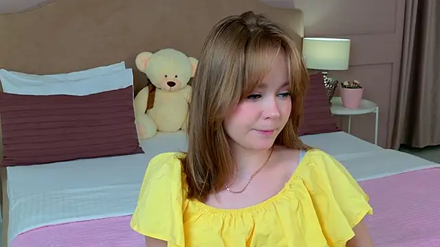 ElaraVance Adlı Modelin Canlı XXX Sohbeti