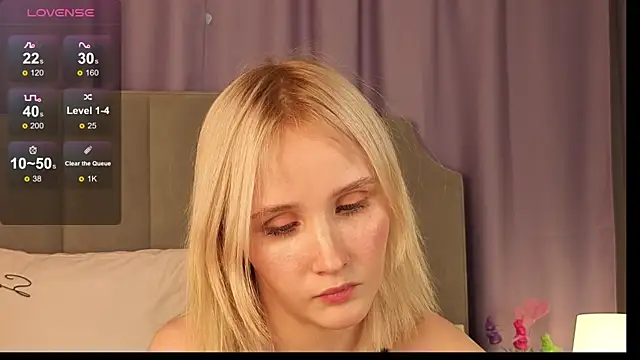 CrystalLili Adlı Modelin Canlı XXX Sohbeti