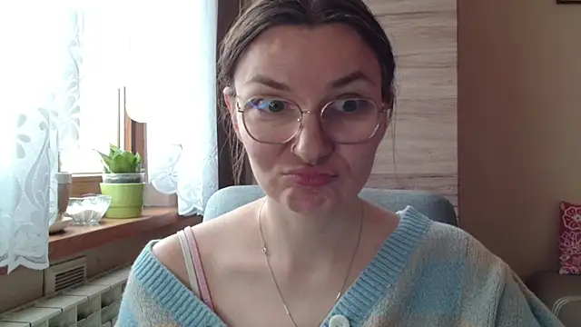 دردشة LooveELLYx الجنسية المباشرة