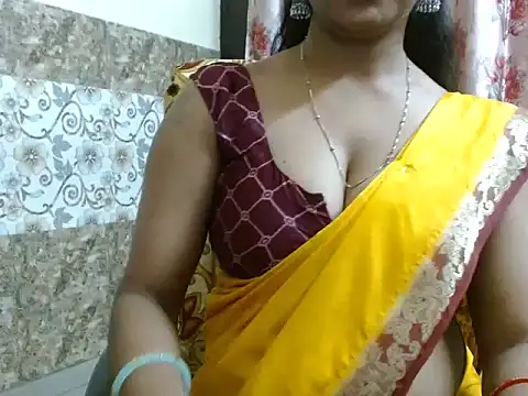 XXX chat uživo modela jannatmini