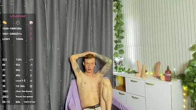 James2Inked Webcamshow