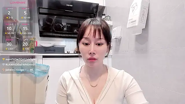 Vivian-6's Live XXX Chat