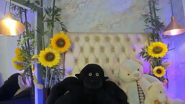 LittleeJaz Chat XXX live