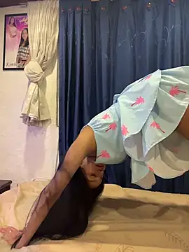 Eve_Ritz: онлайн-секс-чат