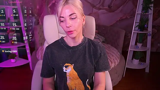 BellaRayyy Chat XXX in diretta