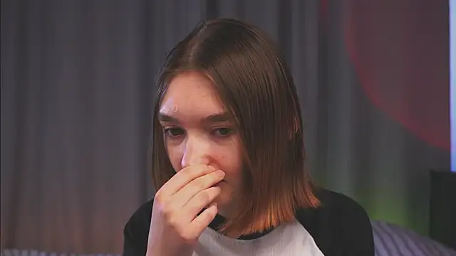 Leyla_crshのライブXXXチャット