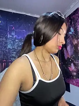 Itze_Mua webcam show