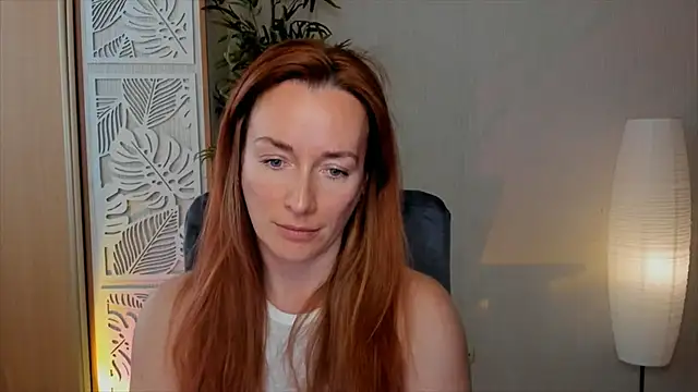 RebeccaMartinez Chat XXX in diretta