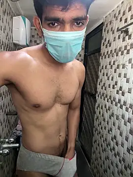 BadBoyTom78 Adlı Modelin Web Kamerası Şovu