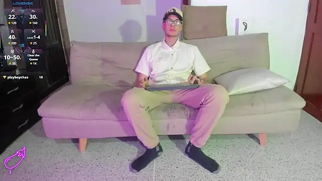 Vlad__night Adlı Modelin Canlı XXX Sohbeti