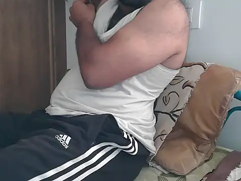 Tamil_Kishore_28のウェブカメラショー