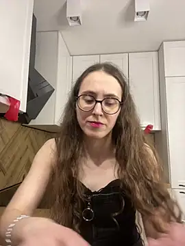 Czat XXX na żywo – MartiniiSelenna