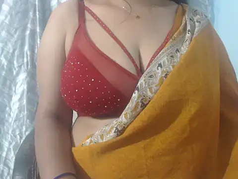 cute-priy's Webcam Show